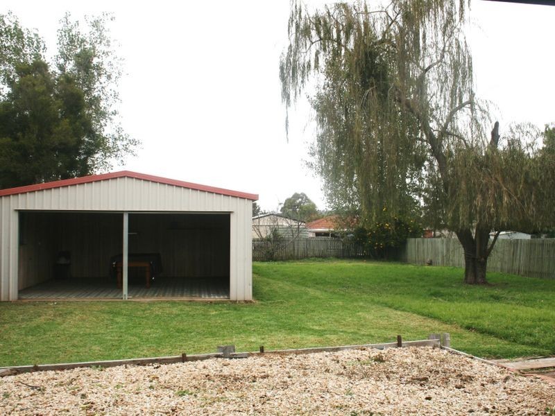 8 Queen Street, Kingsthorpe QLD 4400