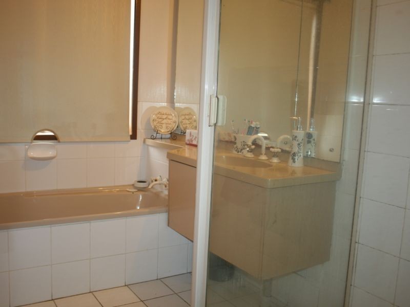 8 Queen Street, Kingsthorpe QLD 4400