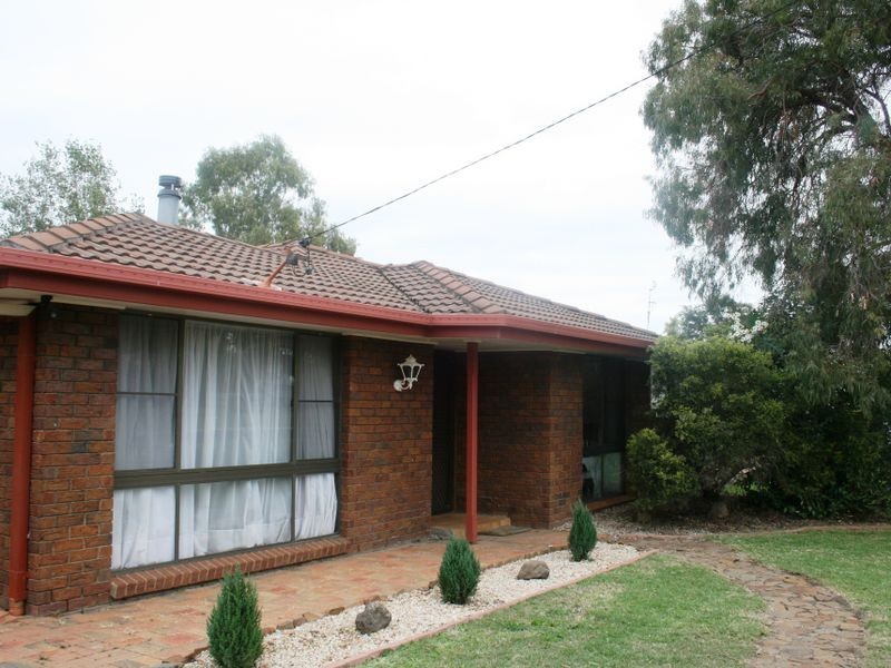 8 Queen Street, Kingsthorpe QLD 4400