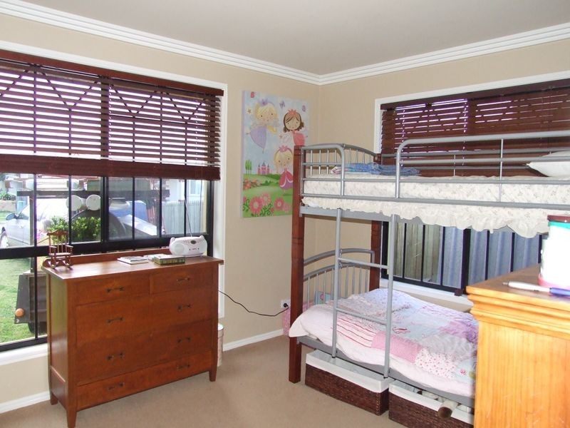 22 Scullin Street, Middle Ridge QLD 4350