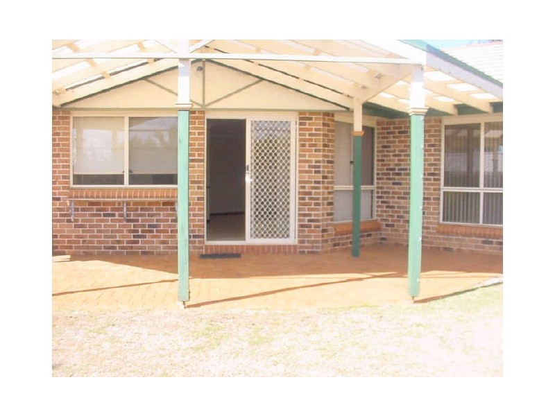 25 Dandelion Drive, Middle Ridge QLD 4350