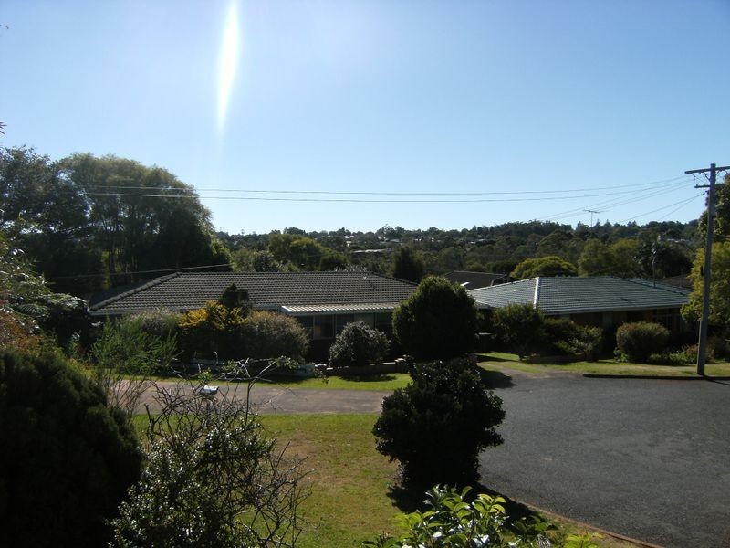 8 Veronica Court, Centenary Heights QLD 4350