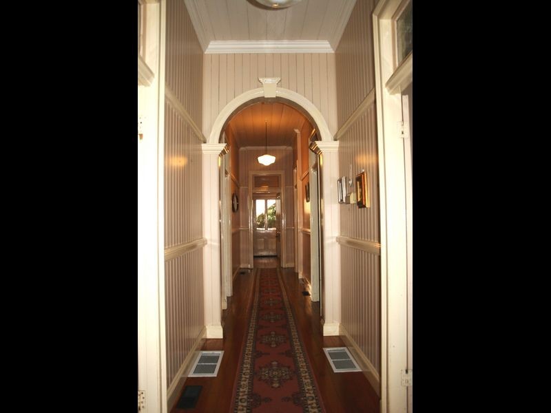 13 Warra Street, Newtown QLD 4350