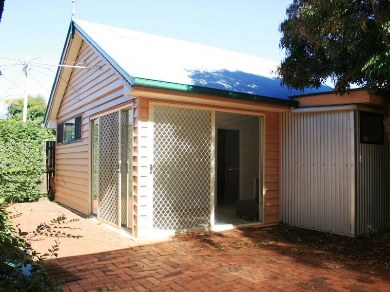 13 Warra Street, Newtown QLD 4350