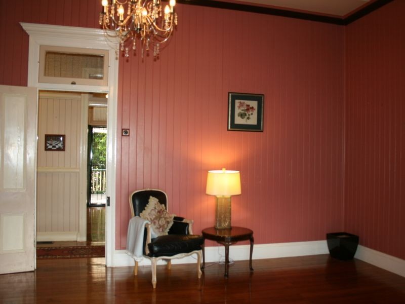 13 Warra Street, Newtown QLD 4350