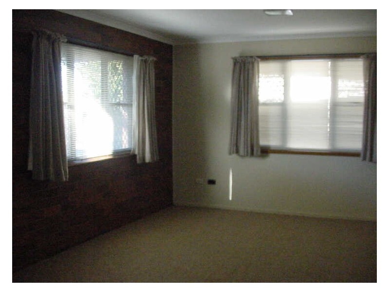 1/186a Campbell Street, Newtown QLD 4350