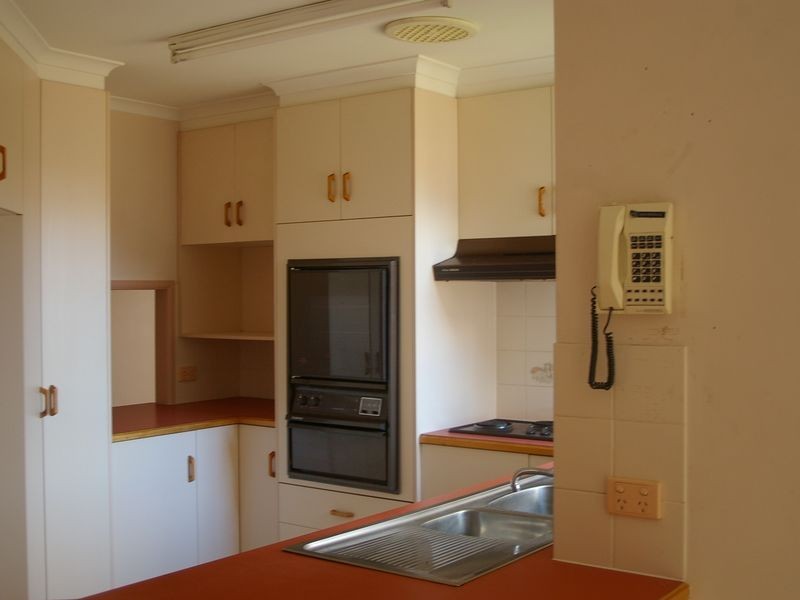 422 Stenner Street, Kearneys Spring QLD 4350