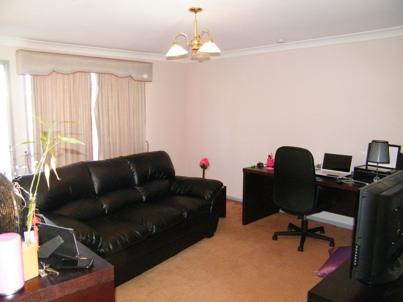 4/1 Beer Court, Kearneys Spring QLD 4350