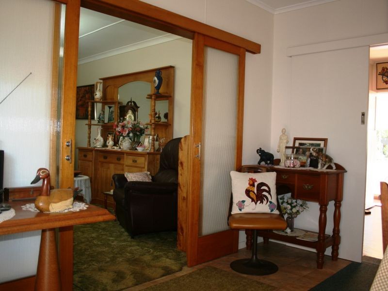 11 Merritt Street, Harristown QLD 4350