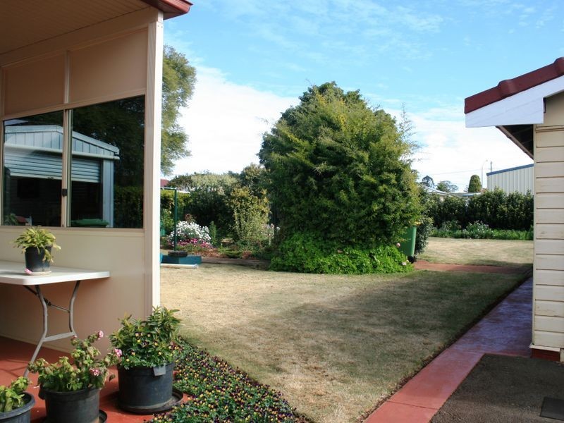 11 Merritt Street, Harristown QLD 4350