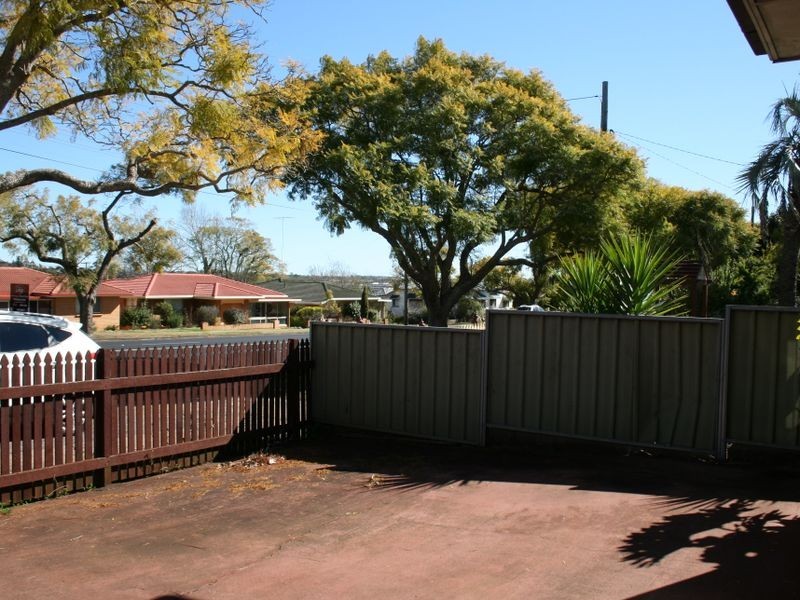 754 Ruthven Street, Toowoomba City QLD 4350