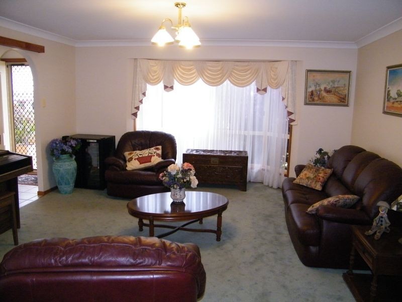 2 Gouldson Drive, Kearneys Spring QLD 4350