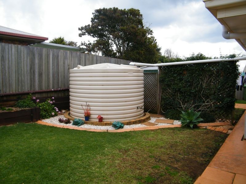 2 Gouldson Drive, Kearneys Spring QLD 4350