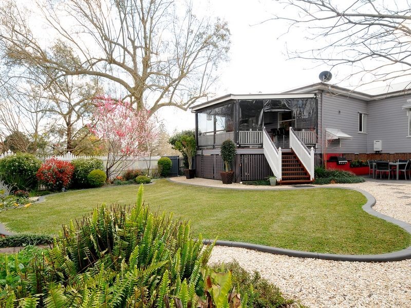 12 Bruce Street, East Toowoomba QLD 4350