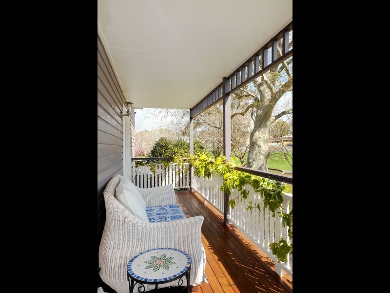 12 Bruce Street, East Toowoomba QLD 4350