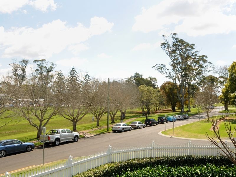 12 Bruce Street, East Toowoomba QLD 4350