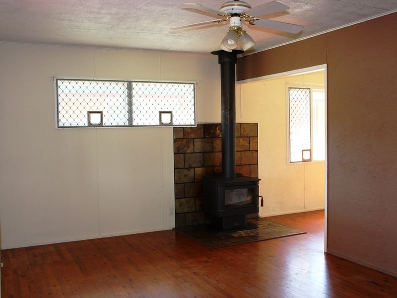 254 Tor Street, Rockville QLD 4350