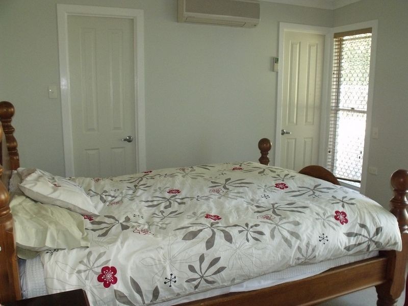 60 Wentworth Street, Centenary Heights QLD 4350