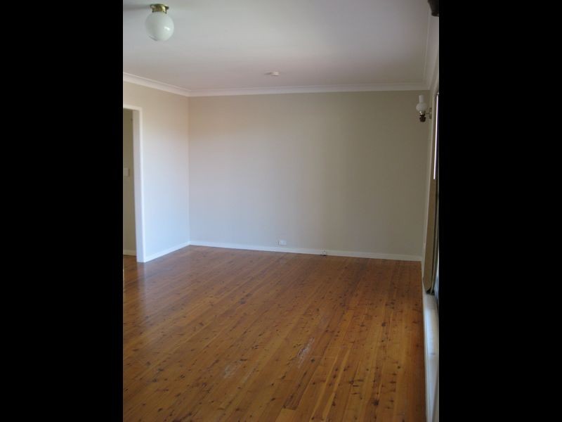 9 Homestead Avenue, Harristown QLD 4350