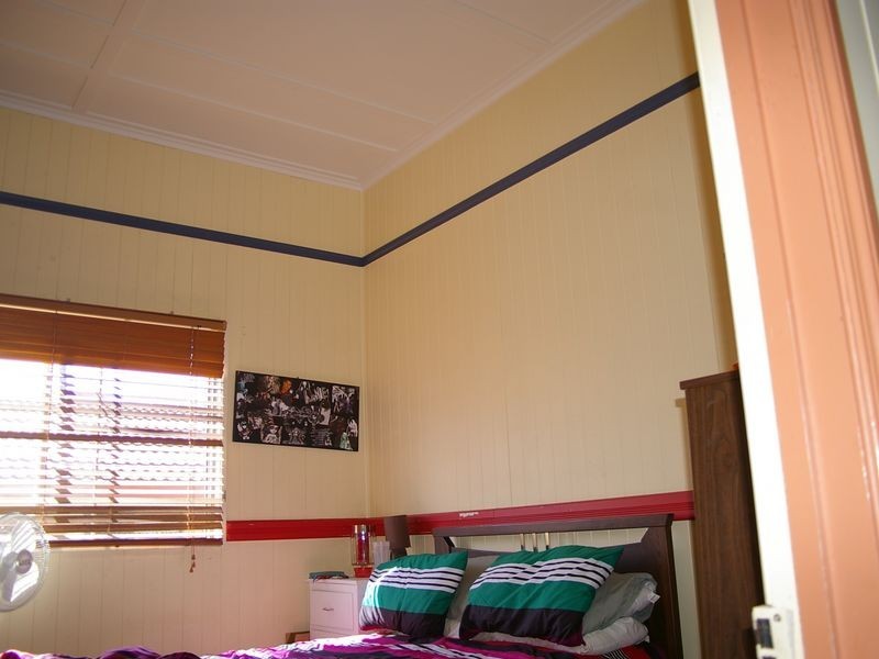 173 West Street, Newtown QLD 4350