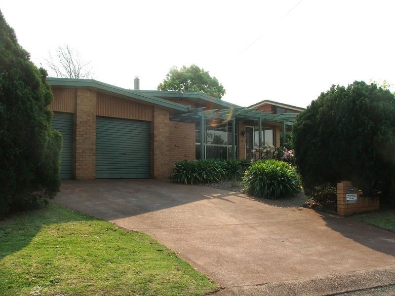 15 Bingara Street, Mount Lofty QLD 4350