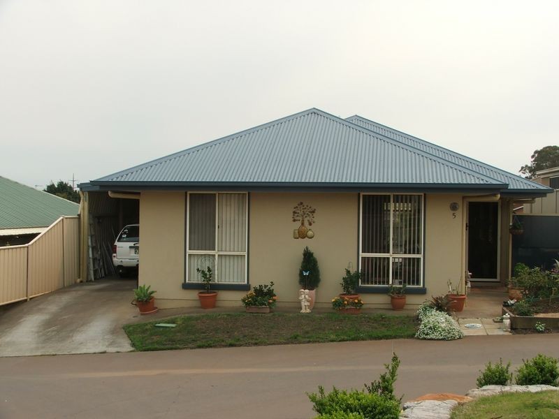 5/303 Spring Street, Kearneys Spring QLD 4350