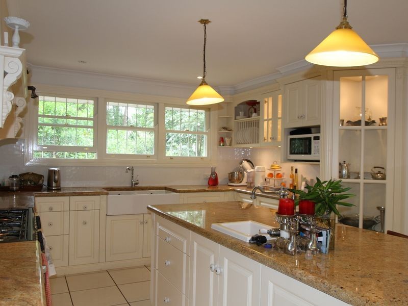 17 East St, East Toowoomba QLD 4350