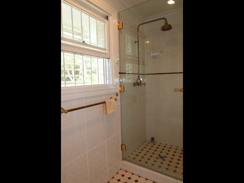 17 East St, East Toowoomba QLD 4350