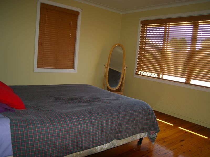 9 Winifred Street, South Toowoomba QLD 4350