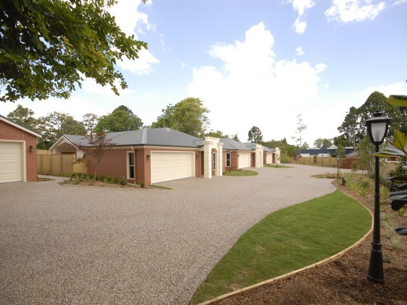 4/82 Curzon Street, East Toowoomba QLD 4350