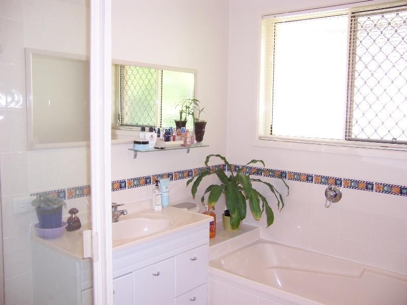 13 Maguire Court, Harristown QLD 4350