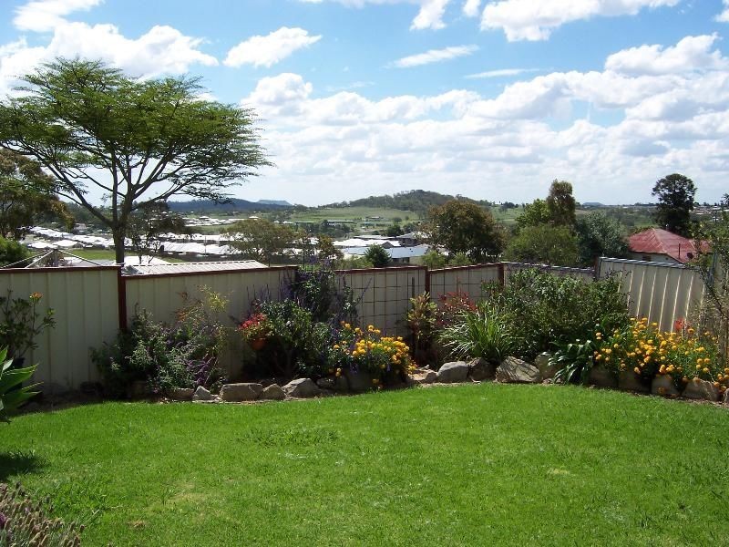 13 Maguire Court, Harristown QLD 4350