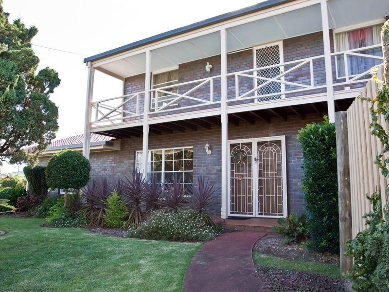 47 Knockator Crescent, Centenary Heights QLD 4350