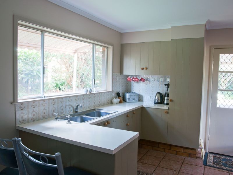 47 Knockator Crescent, Centenary Heights QLD 4350