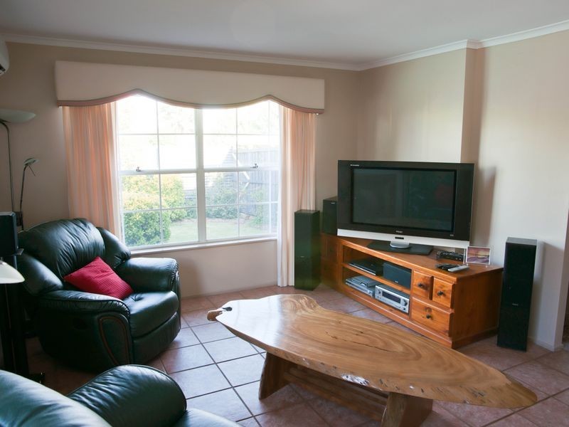 47 Knockator Crescent, Centenary Heights QLD 4350