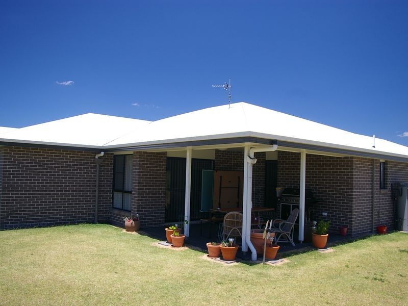 39 Stanley Street, Pittsworth QLD 4356