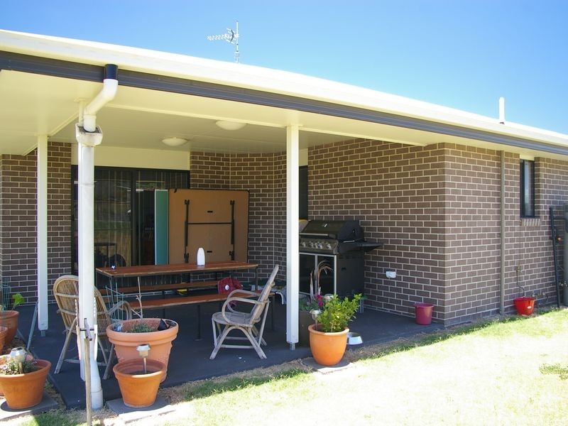 39 Stanley Street, Pittsworth QLD 4356