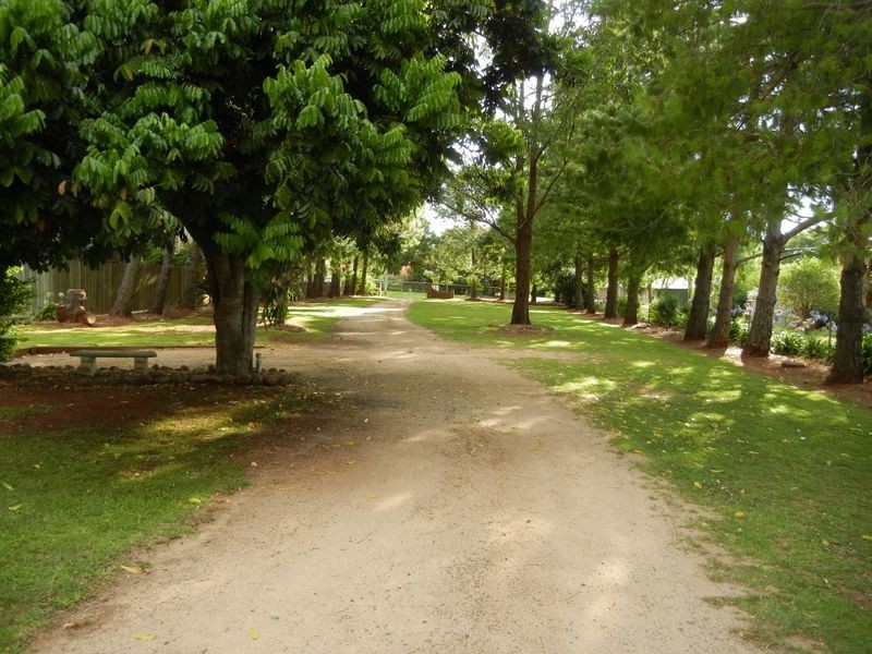 6 Highfields Road, Highfields QLD 4352