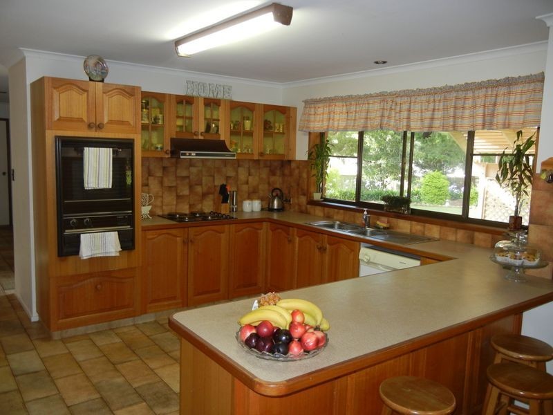 6 Highfields Road, Highfields QLD 4352