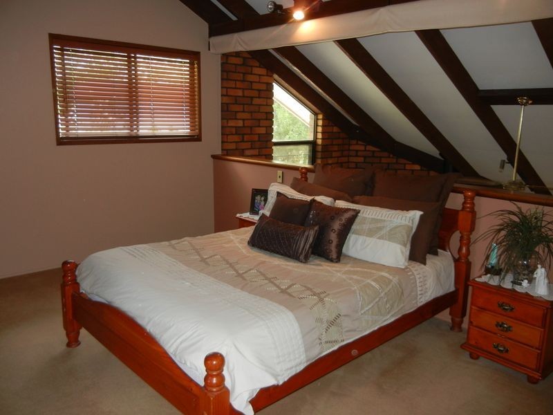 6 Highfields Road, Highfields QLD 4352