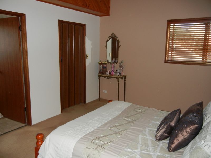 6 Highfields Road, Highfields QLD 4352