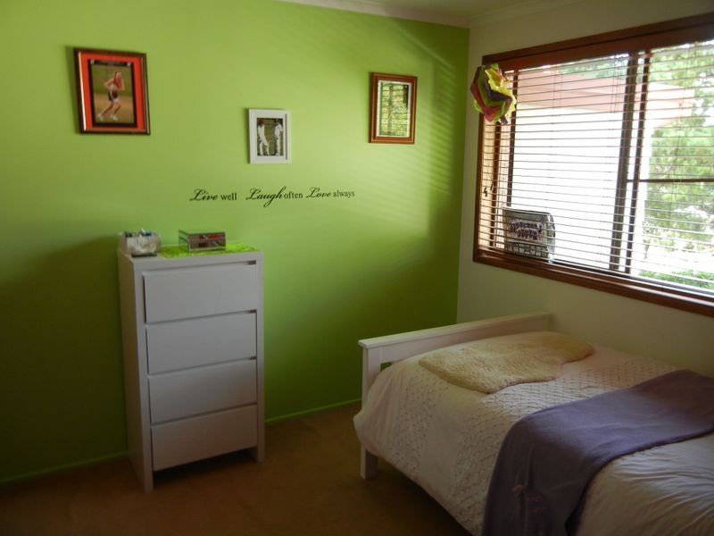 6 Highfields Road, Highfields QLD 4352