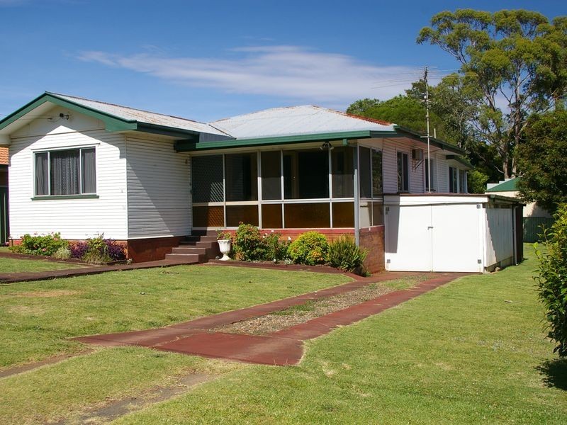 5 Eardley Street, Newtown QLD 4350