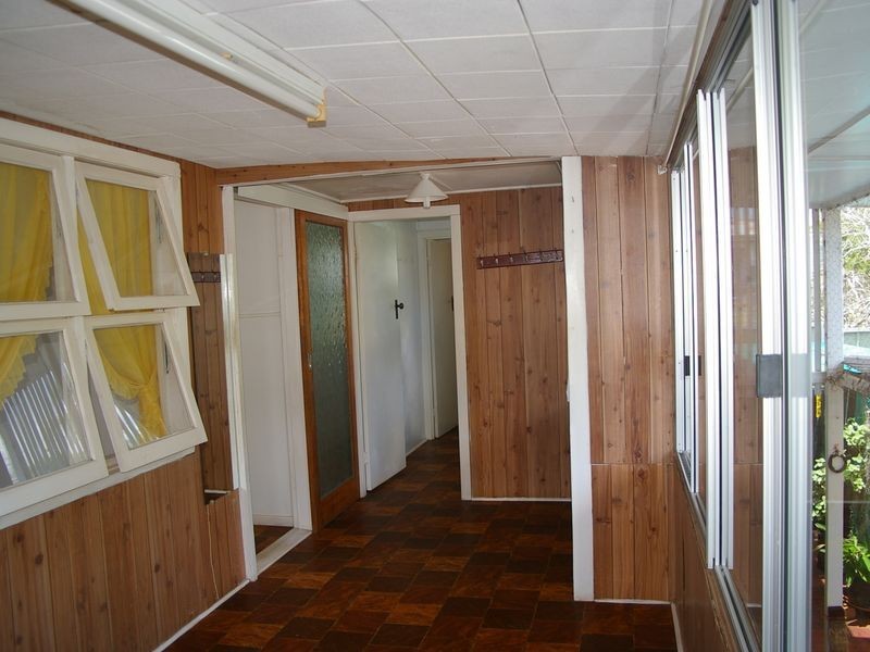 5 Eardley Street, Newtown QLD 4350