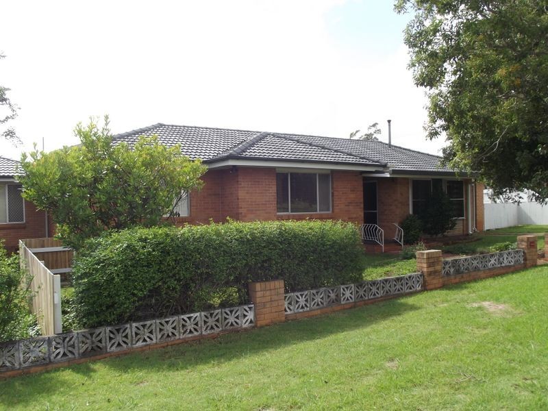 14 Jean Street, Harristown QLD 4350