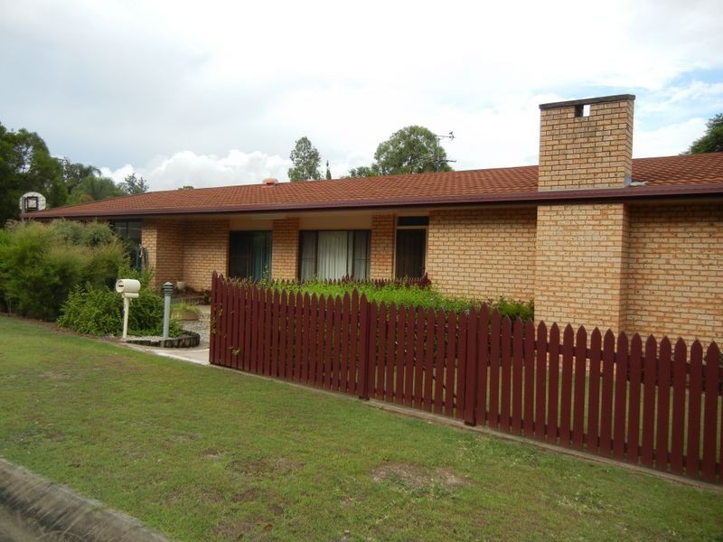 2 Avil Court, Gatton QLD 4343