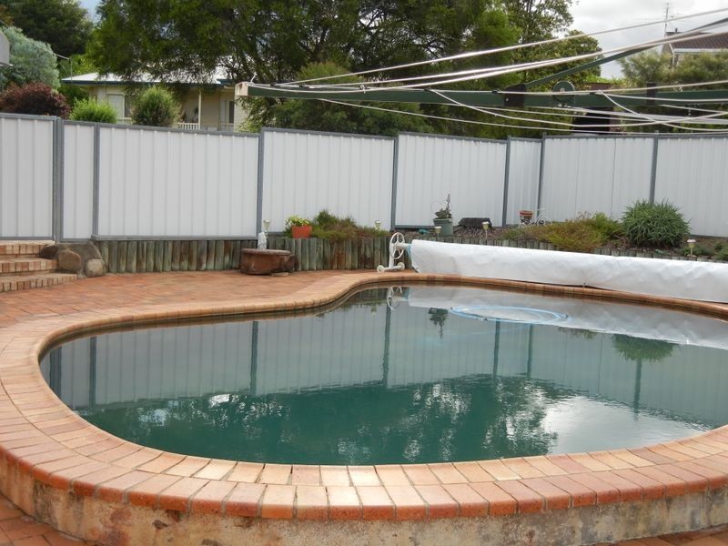 2 Avil Court, Gatton QLD 4343