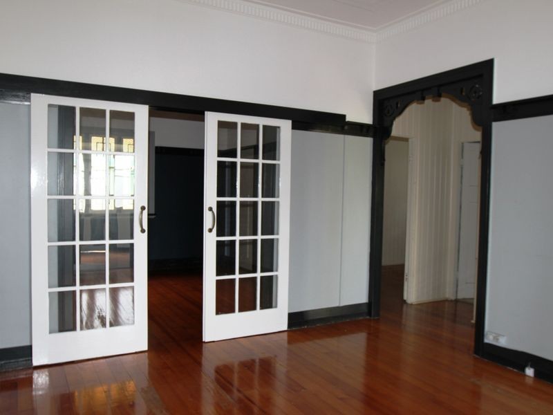 36 Dunne Street, Harristown QLD 4350