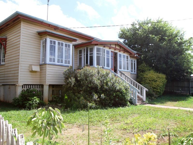 36 Dunne Street, Harristown QLD 4350