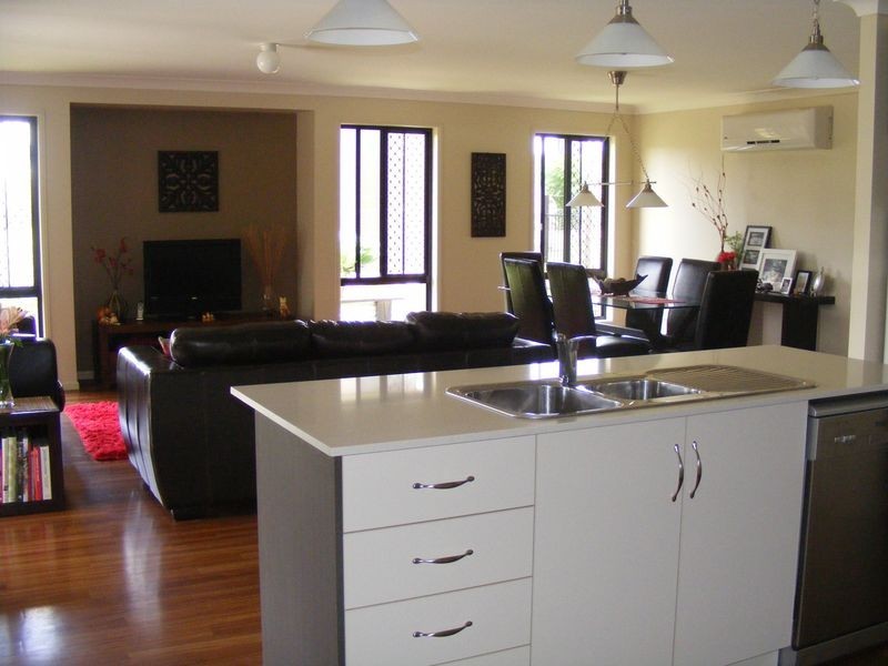 2 Petria Court, Meringandan QLD 4352
